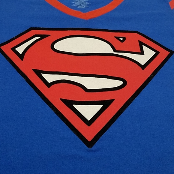 Superman Women's Tee - Picture 3 of 6